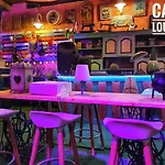 Caravan Of By Casa Artes 루즈드타비라