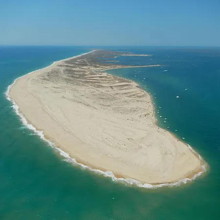 Caravan Of By Casa Artes Luz de Tavira